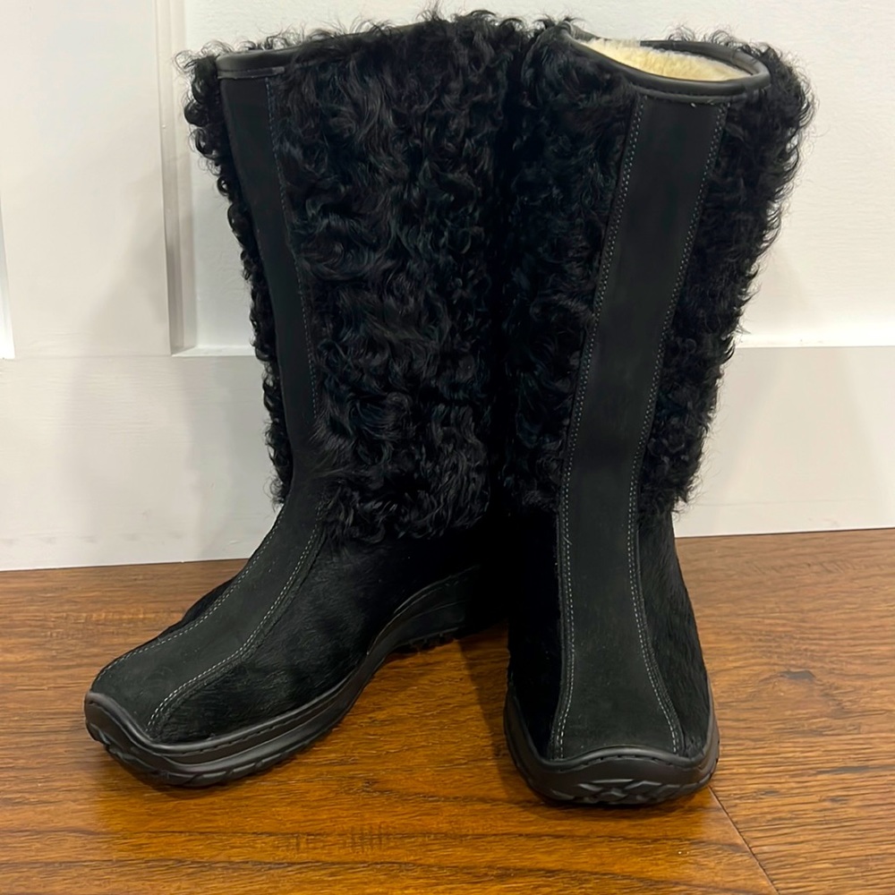 Women’s Winna Italian made fur boots.